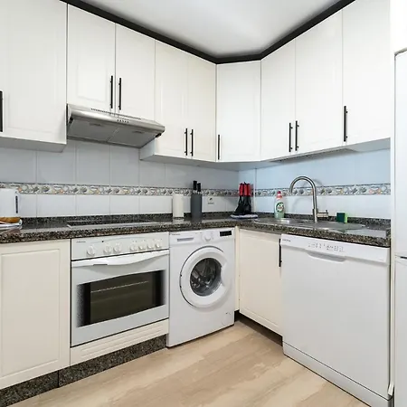 Apartment Superb Location Beachfront , 3 Bed With Terrace *